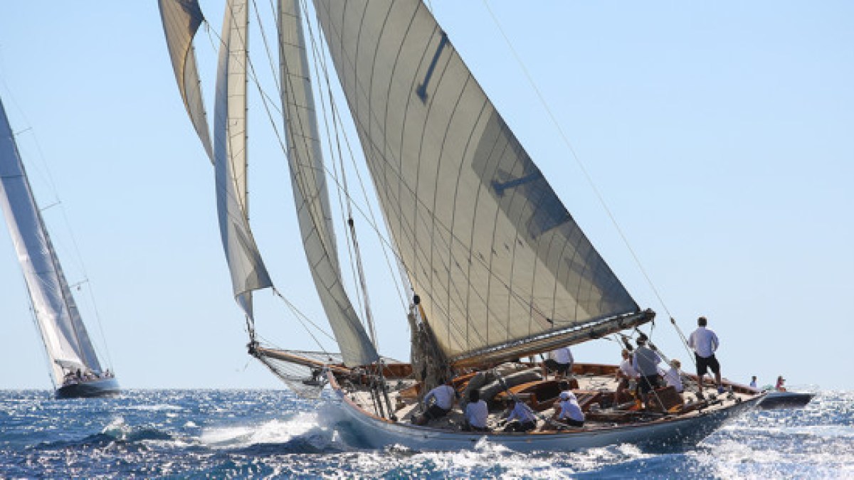 SAILBOAT,SEA