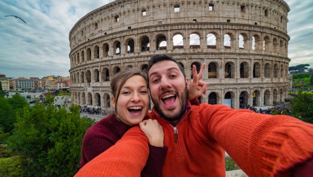 COPPIA, SELFIE, COLOSSEO