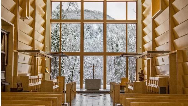 VAL NOTRE DAME ABBEY