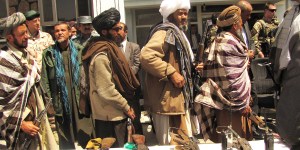 La maggior parte dell’Afghanistan è in mano ai talebani. Ong: emergenza enorme