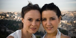 A Betania ci sono ancora Marta e Maria, a tenere in piedi l&#8217;economia