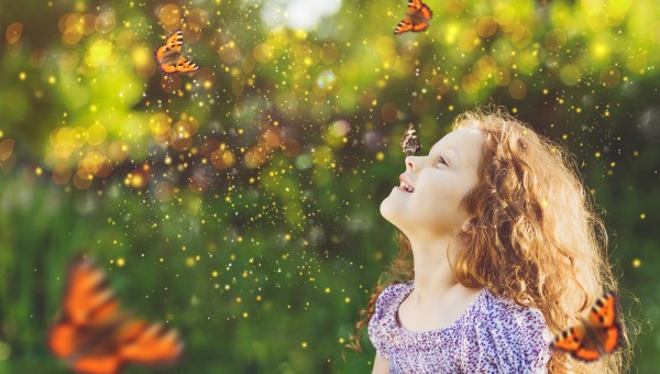 BAMBINA, GIOIA, FARFALLE