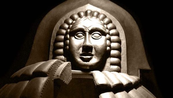 VERGINE NORIMBERGA TORTURA