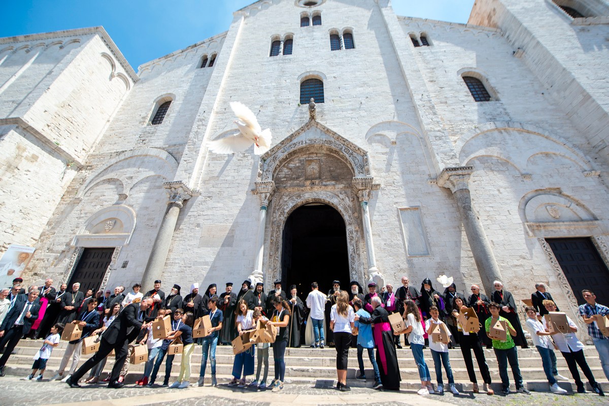 BARI,POPE FRANCIS