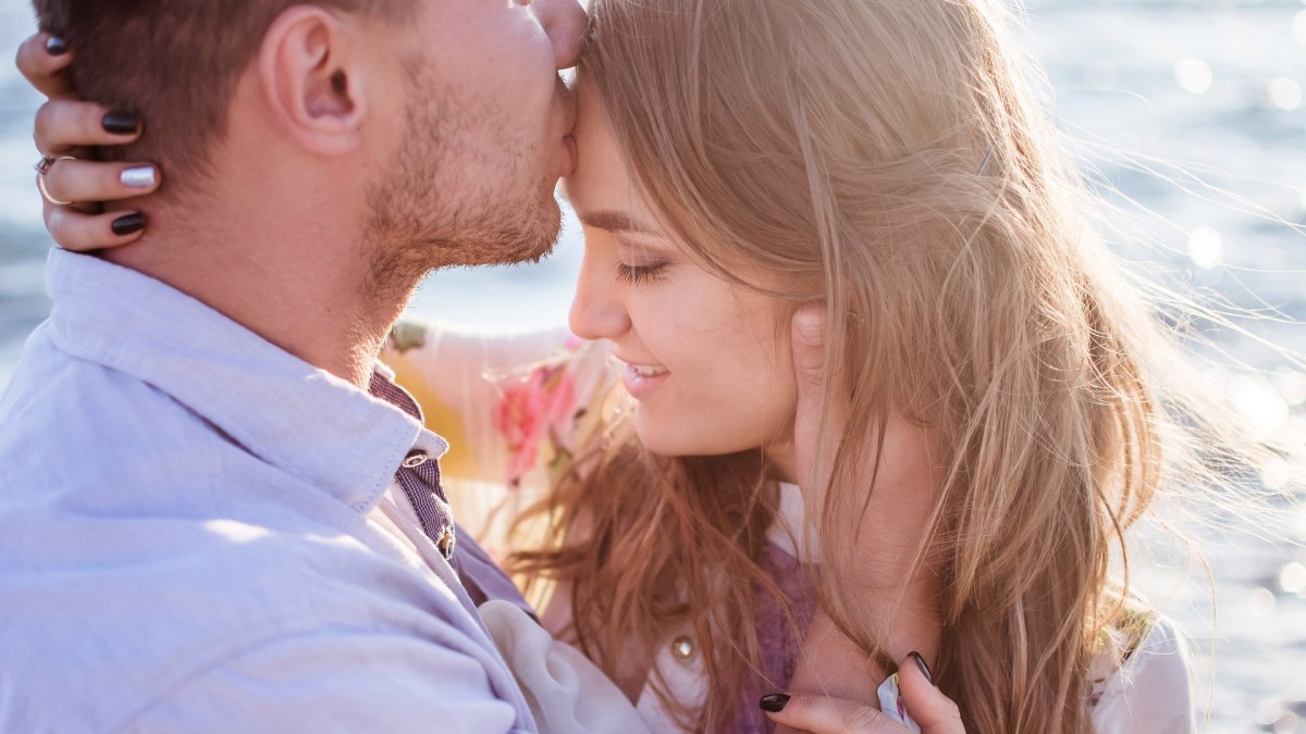 love-3189894_1920