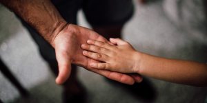 Liberare le tante vittime degli abusi