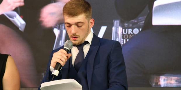 THOMAS EVANS PREMIO ATREJU