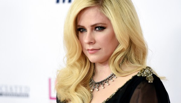 AVRIL LAVIGNE