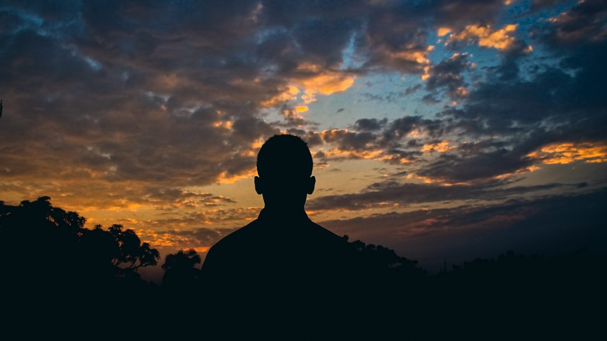 alone-backlit-clouds-805002