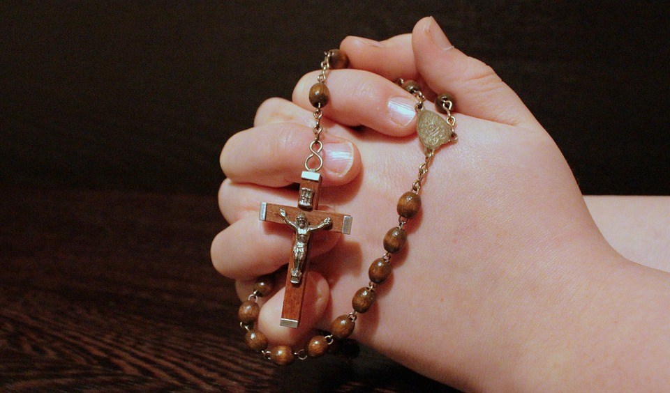 rosary-1211064_960_720