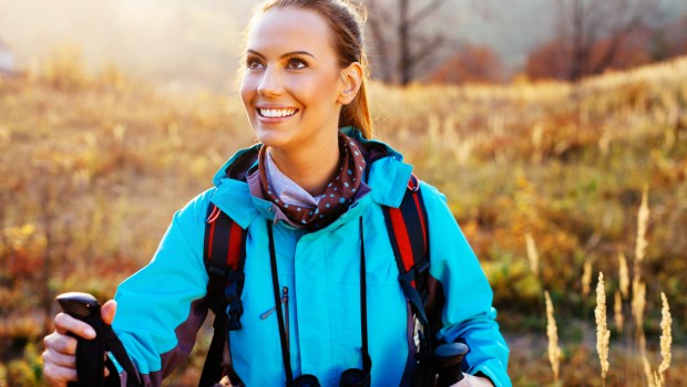 NORDIC WALKING WOMAN