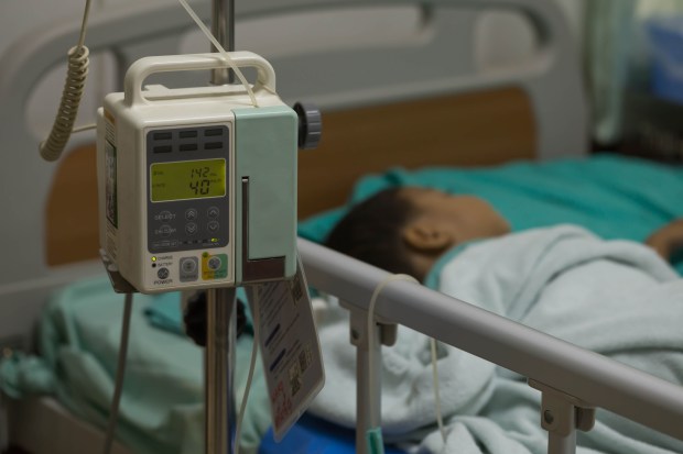 NEONATO OSPEDALE CURA