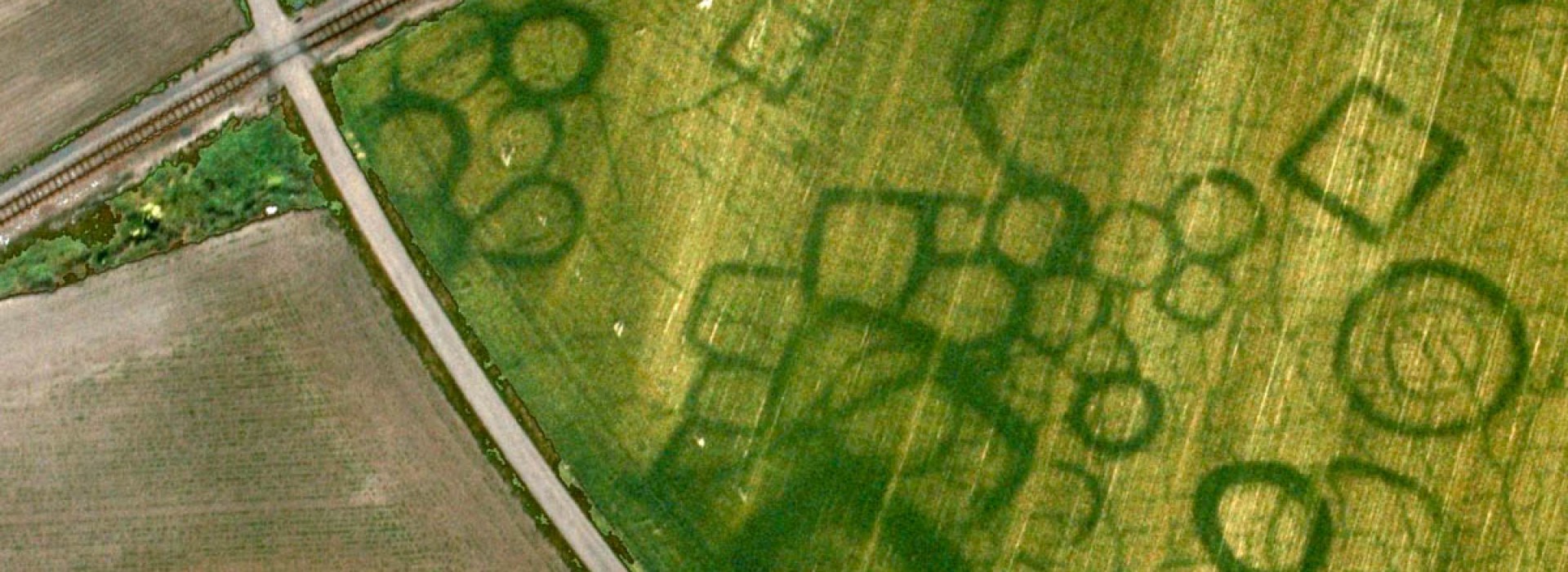 CROP CIRCLES