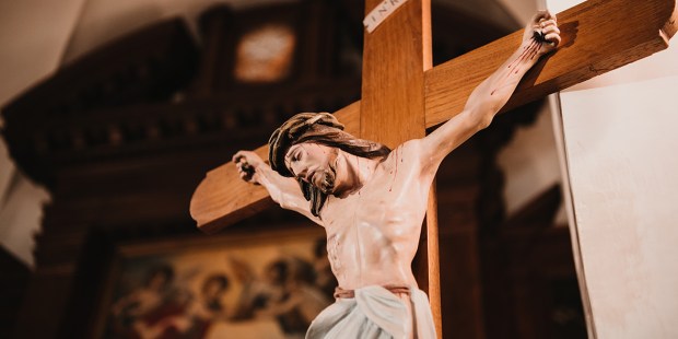 JEZUS NA KRZYŻU