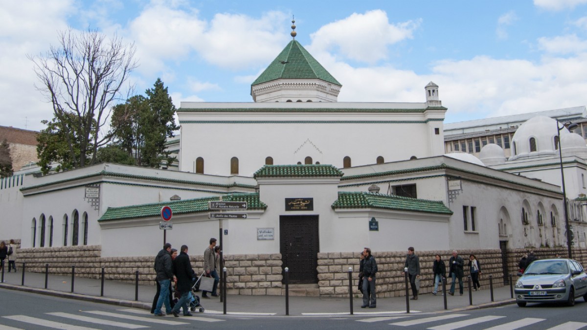 GREAT-MOSQUE-OF-PARIS