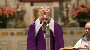 PRIEST,EUCHARIST,HOST,CONSECRATION