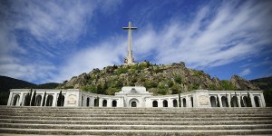 La Spagna vuole abbattere la croce più grande del mondo