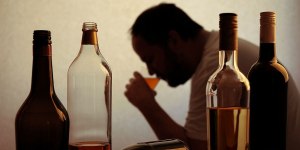 Alcolismo: il lato oscuro della vulnerabilità