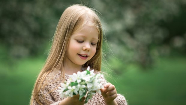 BAMBINA, FIORI, BIANCHI