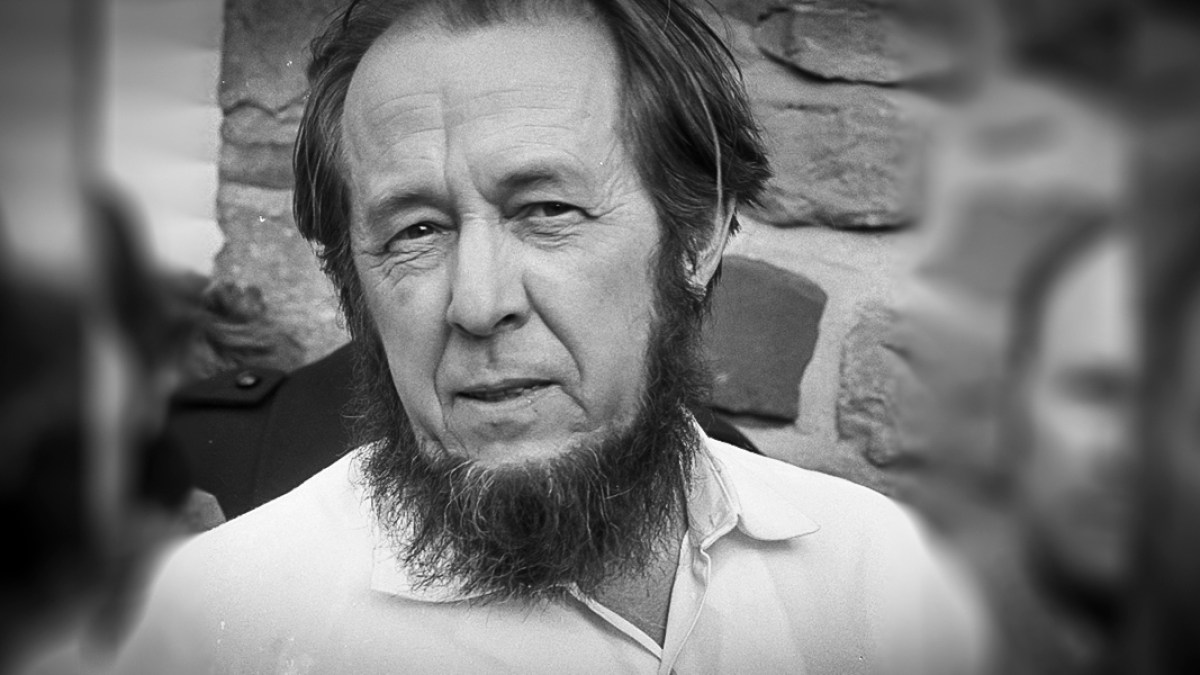 ALEKSANDR SOLZHENITSYN