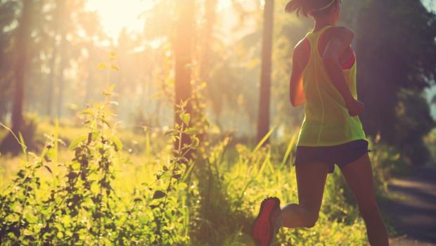 RUNNING, WOMAN, SUN