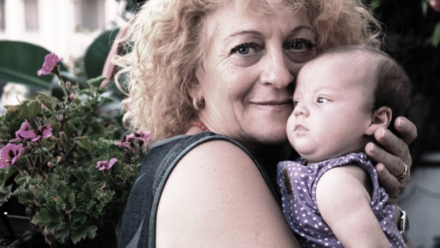 NONNA, NEONATO, ABBRACCIO
