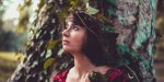 WOMAN;TREE;NATURE;