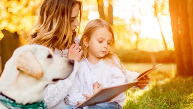 MOM DAUGTHER BOOK
