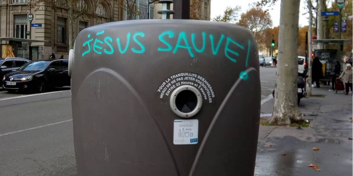 Jésus sauve 3