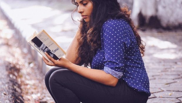 GIRL, BOOK, STREET