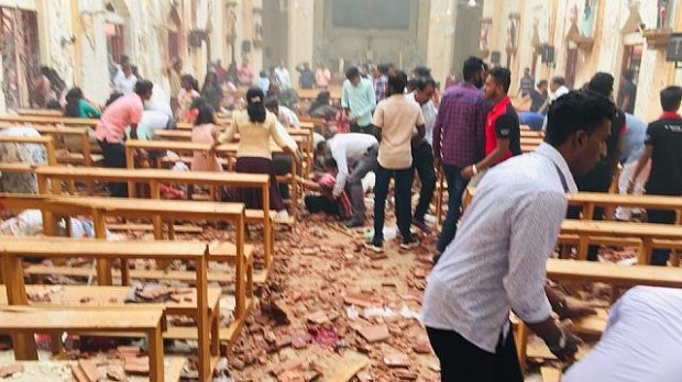 WEB3-SRI-LANKA-BOMBE-ATTACCHI-CRISTIANI-PASQUA