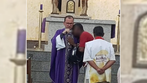 Padre Gedler Missa Divinópolis