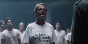 Cosa fareste se incontraste chi vi ha insultato su Internet?