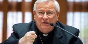 Il card. Bassetti: passi in avanti nella Chiesa italiana contro gli abusi sessuali