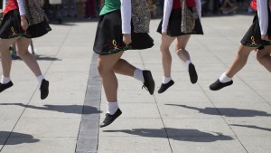 IRISH, DANCE, GROUP