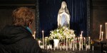 PRAYING TO MOTHER MARY