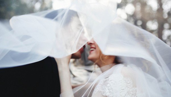 WEDDING, MARRIED, VEIL