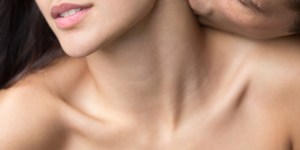 Italiani e sesso: aumenta il consumo di pornografia tra le giovani donne e nelle coppie stabili