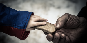 Facciamoci raccomandare per finire all’ultimo posto, al servizio di tutti