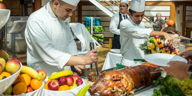 CRUISE, SHIP, BUFFET