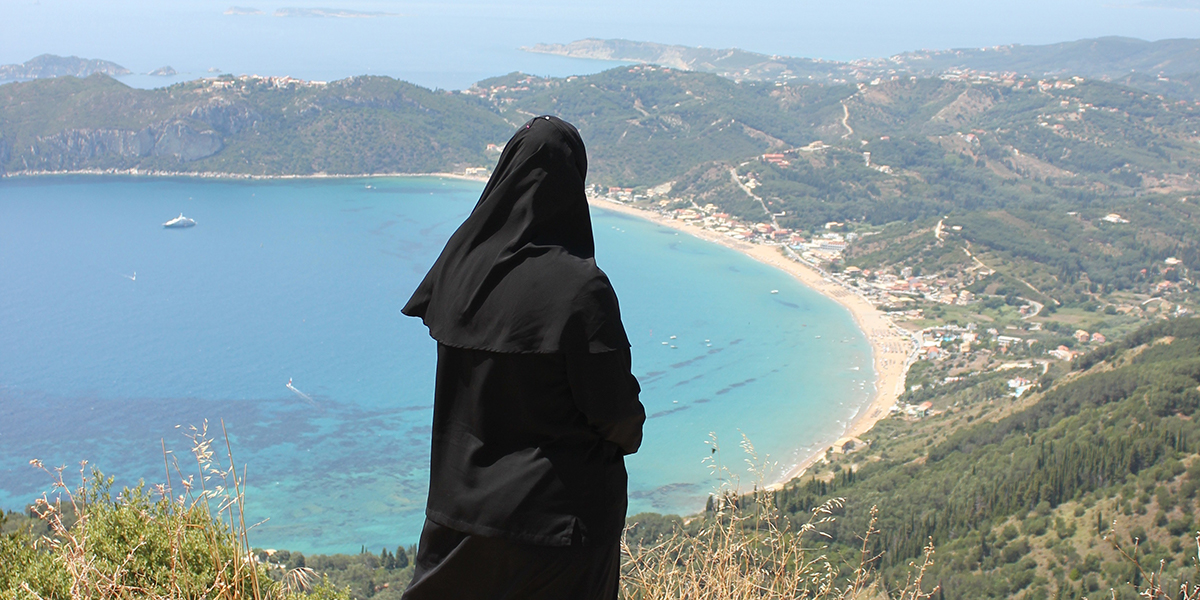 GREEK NUN