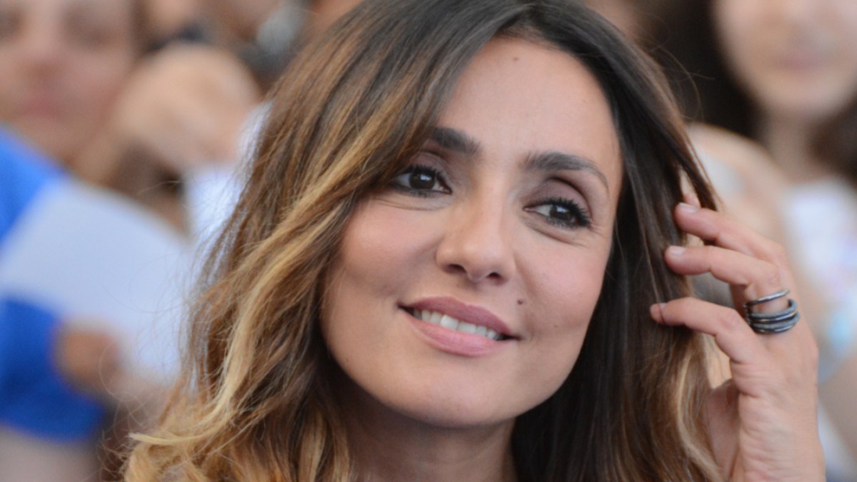 AMBRA ANGIOLINI
