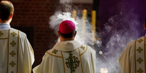 (FOTOGALLERY) 9 piaceri sensoriali del fatto di andare in chiesa che ora potrebbero mancarvi