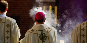 Attenti alla “truffa del vescovo”: la diocesi di Ragusa avverte i fedeli