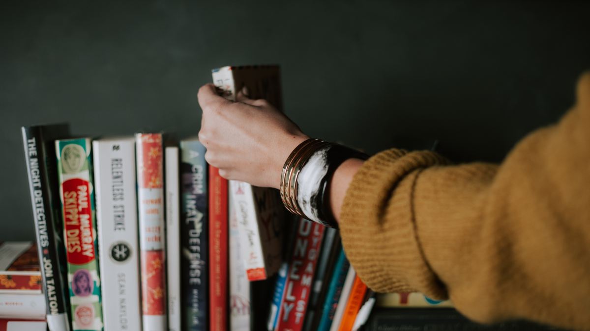 web3-book-hand-woman.jpg