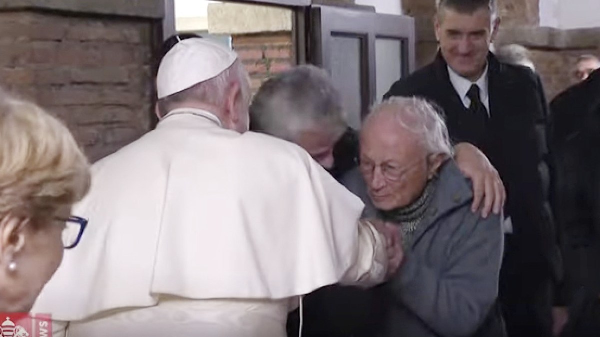 papa-francesco-palazzo-migliori-poveri-1.jpg