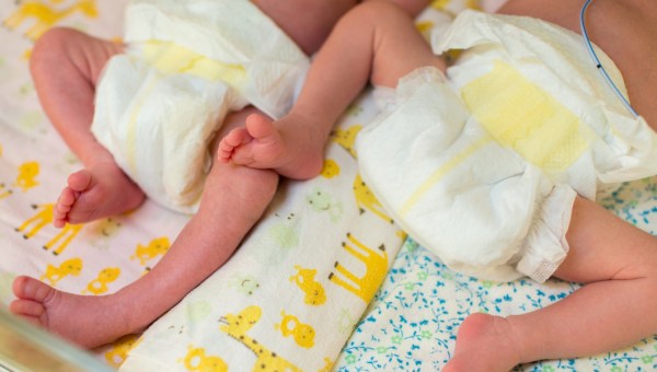 NEWBORN, TWINS, HOSPITAL