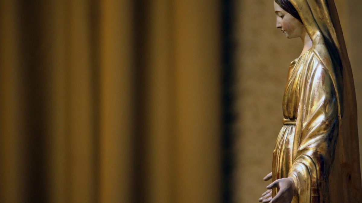 VIRGIN, MARY, STATUE