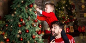Piccoli insegnamenti sul simbolismo dell&#8217;albero di Natale per i bambini