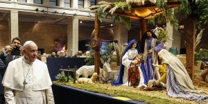 Presepe in gesso e messa a mezzanotte: il Natale del piccolo Bergoglio